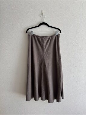 Eileen Fisher 100% Linen Skirt in Taupe